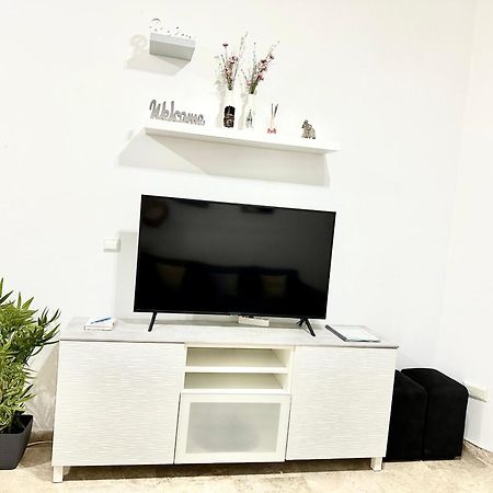 Apartamento Acogedor Y Moderno En Pleno Centro De Sevilla Con Parking Gratis Extérieur photo