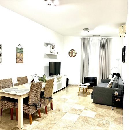 Apartamento Acogedor Y Moderno En Pleno Centro De Sevilla Con Parking Gratis Extérieur photo